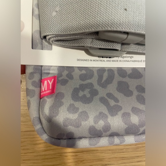 grey leopard travel/walking bag - Picture 2 of 4